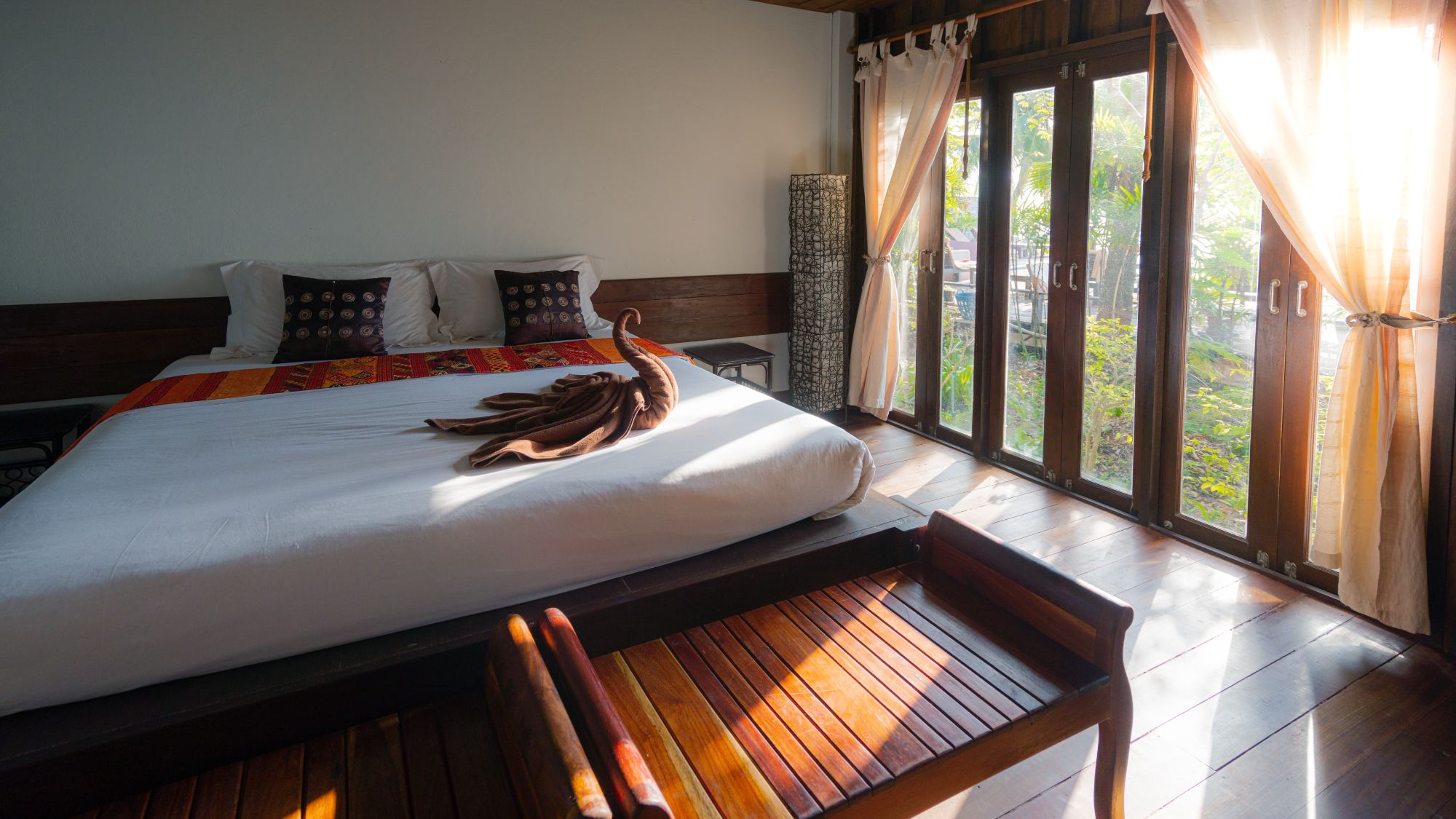 Matelas qui glisse les 3 meilleures solutions