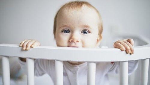 Lit à barreaux, berceau, couffin: quel choix pour le bébé?